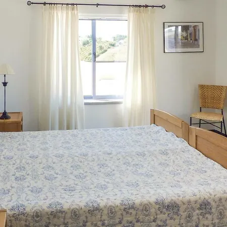 Дом отдыха Three-bedroom Holiday In